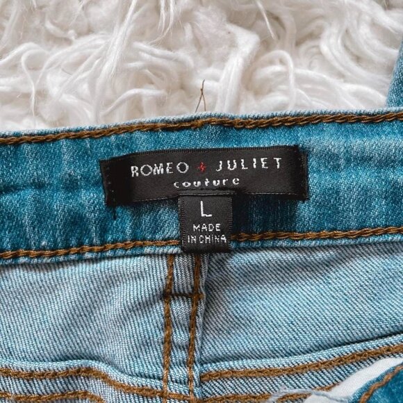 Kidcore Romeo & Juliet Embroidered Jeans - Picture 4 of 4